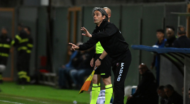 Serie B, Reggina ai playoff al 94': Palermo fuori. Il Perugia va in serie C