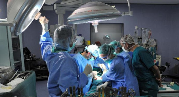 Napoli: espianto multiorgano all'Ospedale del Mare, una mamma di 25 anni salva sei persone
