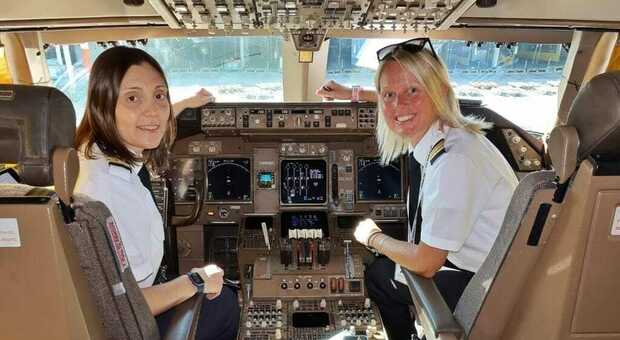 Malpensa, in cabina di pilotaggio solo donne: prima volta in Italia FOTO