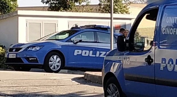 Ancona, si fingono amiche dei figli per entrare in casa delle anziane e derubarle: arrestate due rom