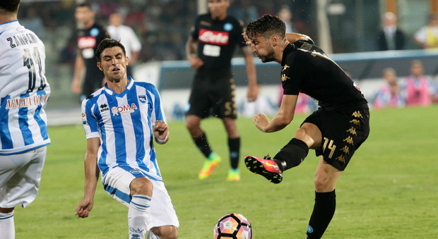 Pescara-Napoli 2-2, partenopei salvati da Mertens