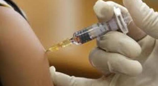 Blocco vaccini: 1500 è il numero verde del ministero per informazioni