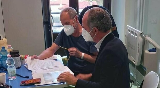 Calderoli ricoverato per controlli all'Oncologico di Padova: «Dopo tanti rinvii due giorni in ospedale»