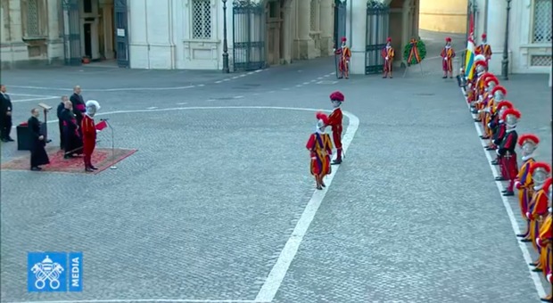 Un altro caso di coronavirus in Vaticano, cerimonia Guardie Svizzere formato ridotto
