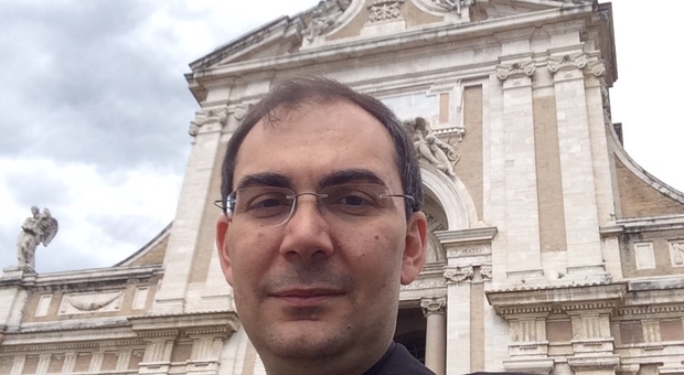 Terremoto in Vaticano, operazioni finanziarie sospette fra Roma e Londra: il Papa sospende monsignor Carlino