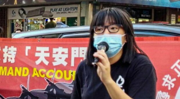 Hong Kong, Chow Hang Tung arrestata nell'anniversario del massacro di Tiananmen