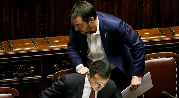 Salvini gela Di Maio su alleanze alle europee: «Lui cerca fascisti e venusiani, io rispondo con il lavoro»