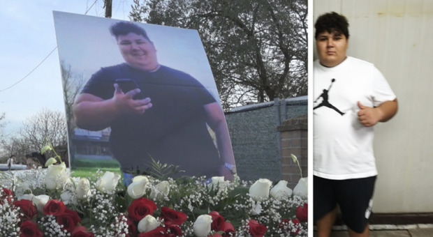 Schianto contro il muro, Jordan muore a 19 anni: in 2mila al suo funerale