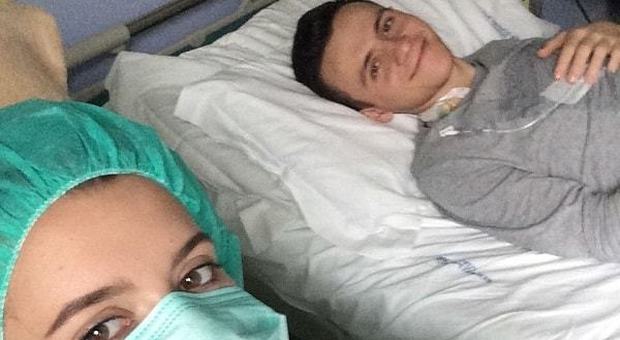 Malato di leucemia a 19 anni, ma le cure non sono gratis: «18mila euro per salvarlo». L'appello sul web