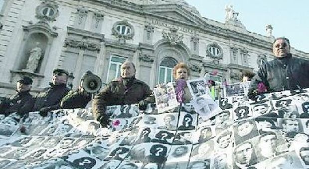 Neonati rubati durante la dittatura, adesso la Spagna cerca giustizia
