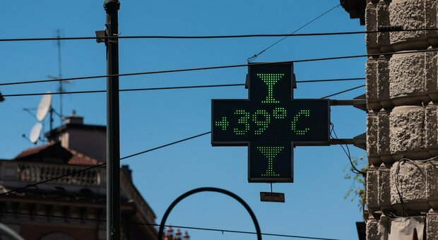 Caldo a Milano e in Lombardia: altri tre giorni a 37°, poi la benedetta pioggia