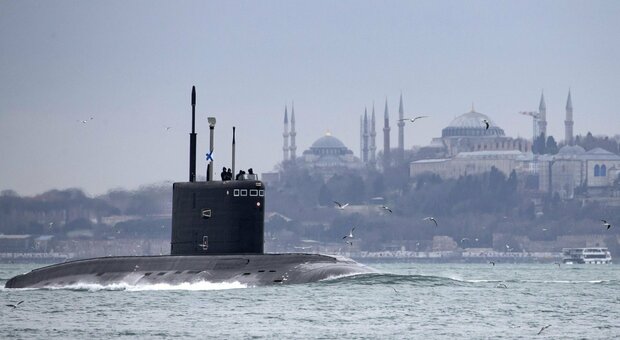 I sottomarini Kilo lanciano missili Kalibr dal mar Nero. «Più efficaci dello sbarco»