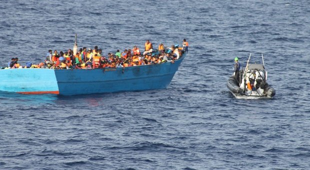 Migranti, ripescato un corpo di un algerino nel mare della Sardegna, nove i dispersi