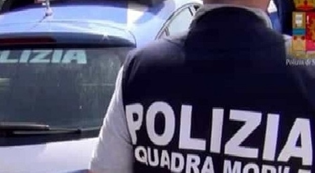 Ancona, cocaina, lista clienti e soldi nell'armadietto: arresto bis per il barista
