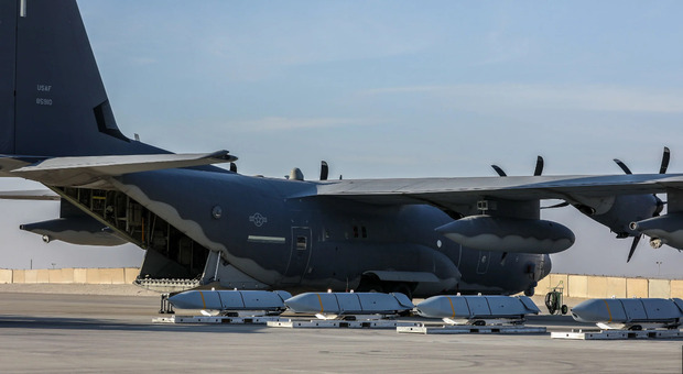 Operazione Rapid Dragon, così l'Aeronautica Usa trasforma i cargo in bombardieri con missili a lungo raggio
