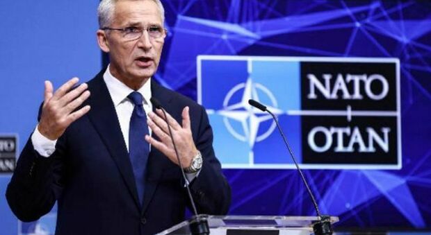 Difesa, Italia candidata al “Club del 2%”: la Nato preme per aumentare i budget degli Stati