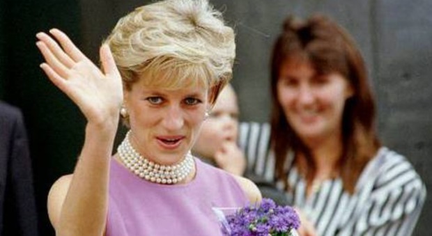 Lady Diana, i video con le sue rivelazioni choc: "Mi innamorai del mio bodyguard e rimase ucciso"