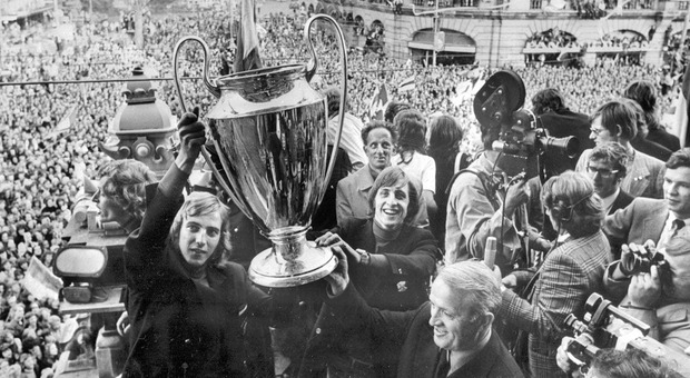 Superlega, il calcio senza più favole: dall'Ajax al Benfica, la storia dimenticata