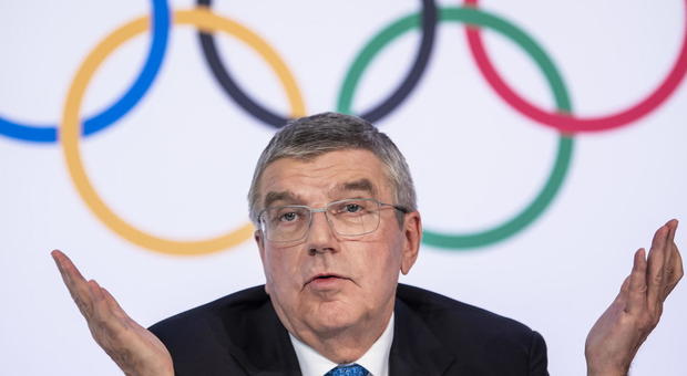 Coronavirus, Bach agli atleti: «Faremo di tutto per organizzare la migliore Olimpiade possibile»