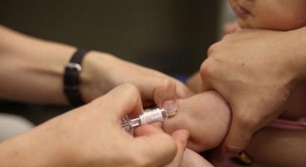 Meningite, la grande paura e tutta la verità sulle vaccinazioni