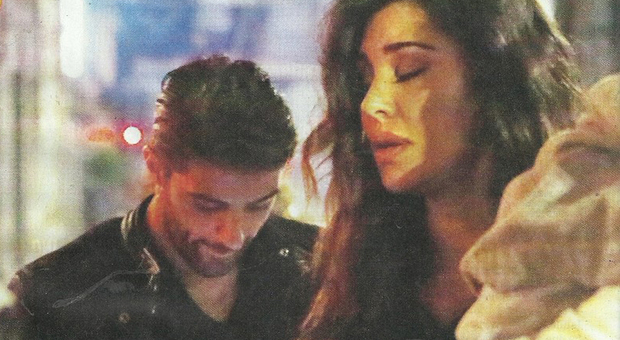 Belen Rodriguez e Andrea Iannone di nuovo insieme dopo la separazione Belen Rodriguez e Andrea Iannone di nuovo insieme dopo la separazione