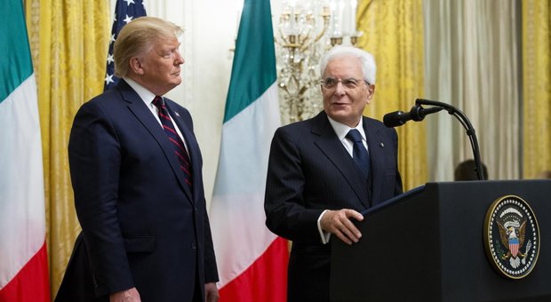 Trump incontra Mattarella, il comizio del padrone di casa e la granitica fermezza dell'ospite