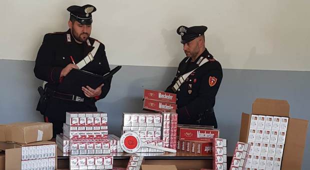 Trovati 137 chili di sigarette di contrabbando nel Napoletano