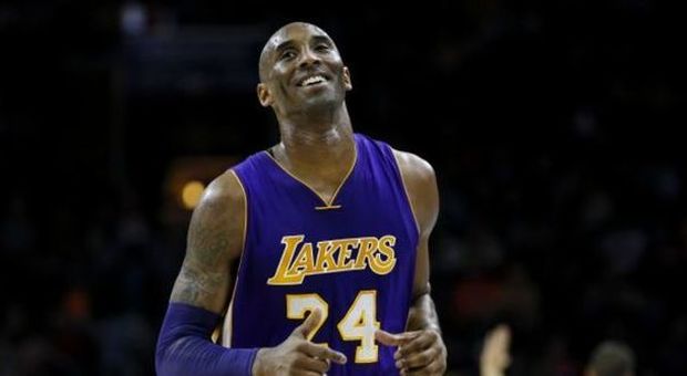 Phila applaude Kobe, i Sixers battono i Lakers. Cleveland, primo ko in casa contro i Wizards