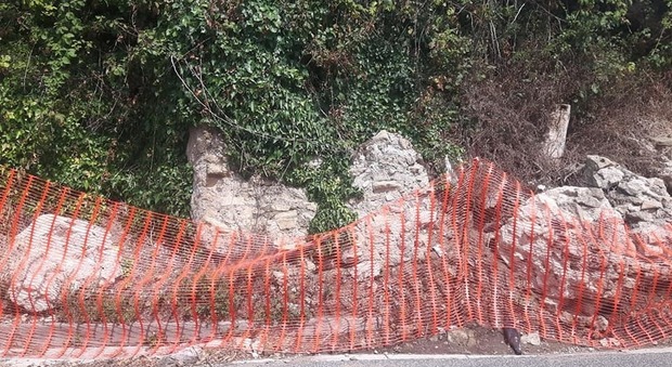 Bacoli: crollano mura romane nei pressi della villa di Cesare