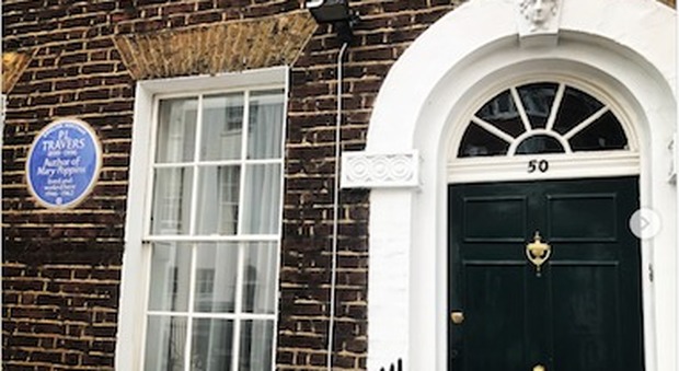 L’abitazione londinese che, dal 1946 al 1962, ospitò la scrittrice Pamela Lyndon Travers, autrice dei libri su Mary Poppins