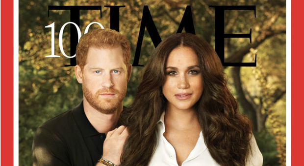 Harry e Meghan, le critiche per lo scatto fotografico sul Time: «È una pugnalata al cuore della regina»