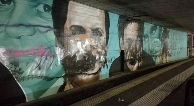 Napoli solidale per Troisi e Noschese: raccolti 5.700 euro per ripristinare il murales