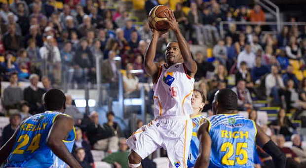Basket, Roma batte Cremona Milano, undicesima vittoria di fila