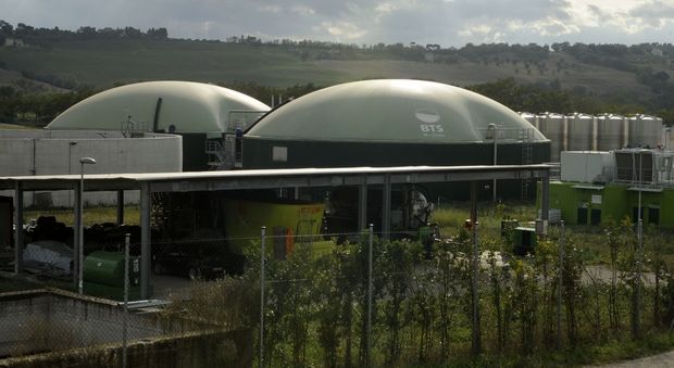 Una centrale a biogas (archivio)