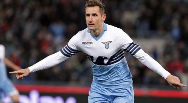 Torna Klose, l'assicurazione della Lazio per la Champions League