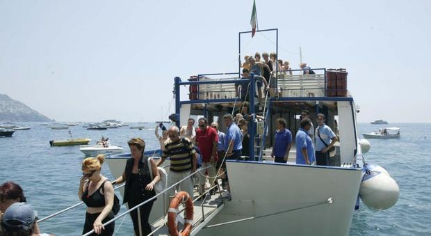 «Prezzi concordati nel golfo di Napoli» il Consiglio di Stato cancella la multa