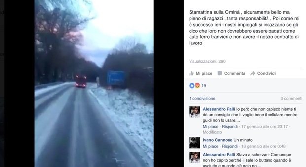 Autista Cotral filma la neve col cellulare mentre guida il bus pieno di ragazzi