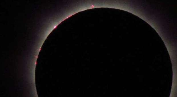 Eclissi totale di sole in Australia: spettacolo dopo 1.300 anni