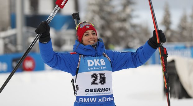 Biathlon, la sappadina Lisa Vittozzi vince la 7,5 km "sprint": prima vittoria in Coppa