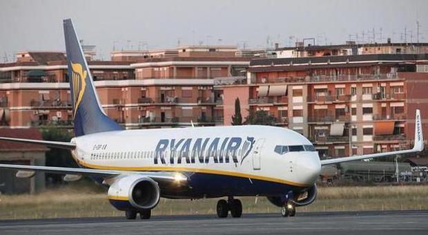 Ryanair, marcia indietro sui voli low-cost intercontinentali