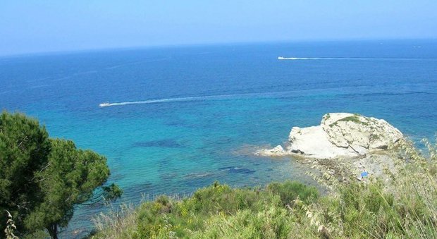 Malore in mare ad Agropoli: 44enne in coma irreversibile