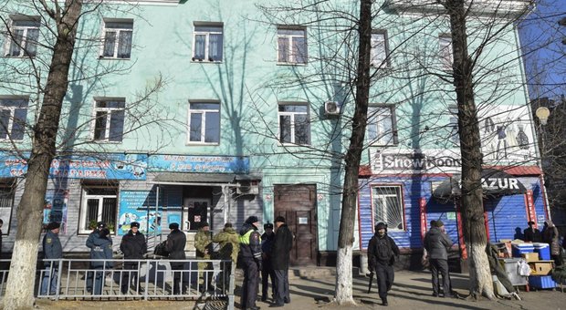 Russia, studente spara a scuola e si suicida: due morti e tre feriti