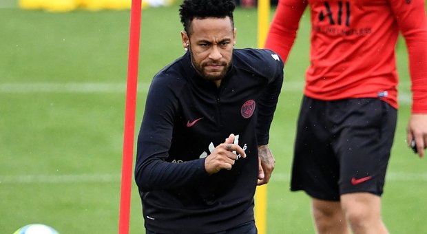 Neymar torna al Barcellona, trovato l'accordo con il Psg