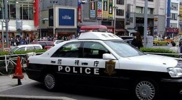 Tokyo, i documenti facoltativi e i controlli continui agli stranieri