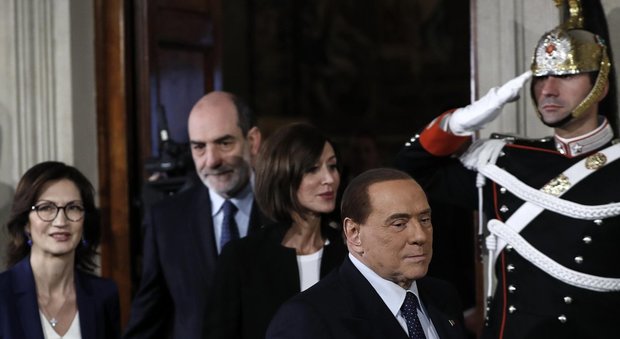 Salvini agli alleati: «Insieme al Quirinale». Sì di Berlusconi e Meloni. M5S: la Lega dica se vuole cambiare