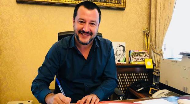 Milano, arrestato un estremista islamico. Salvini: «Grazie alle forze dell'ordine, non molliamo»