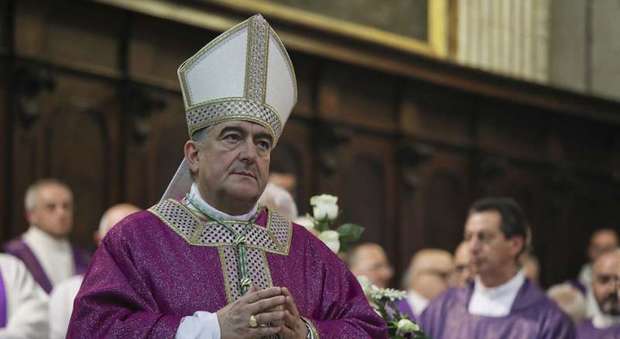 Decine di arresti per mafia, il vescovo Seccia: «Coraggio e denunciate, non siate omertosi»