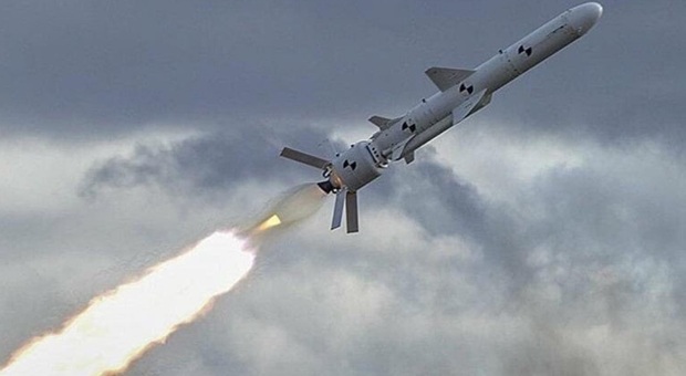 Guerra Ucraina, nuovo super missile entrato in azione in Crimea: il Neptun ha messo fuori uso il sistema di difesa aerea russo