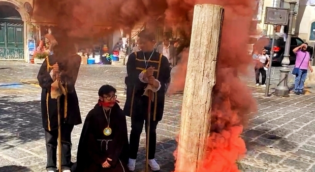 Giordano Bruno, gli studenti di Campagna rappresentano il processo ed il rogo