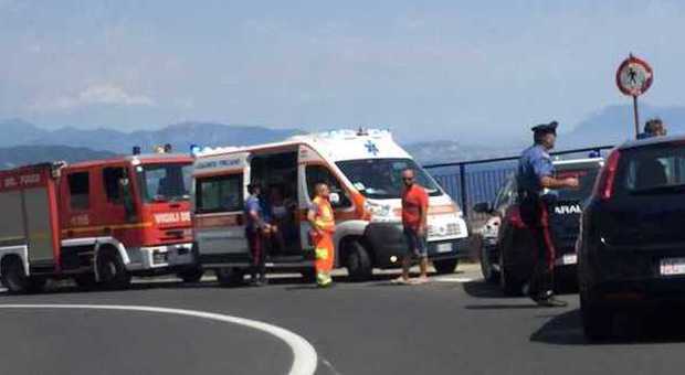 Tragedia in Costiera Amalfitana: uomo precipita giù da Capo d'Orso e muore davanti alla figlia